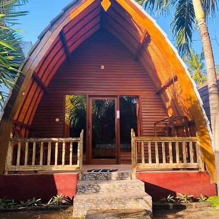 Oktavia Bungalows Гили-Эйр Экстерьер фото